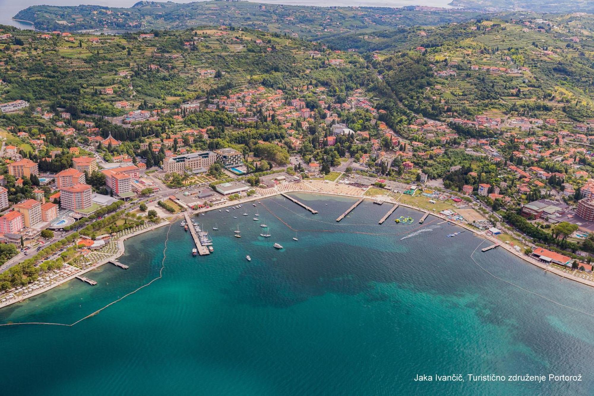 Apartments Souranded By Forest With Sea View Koper Zewnętrze zdjęcie